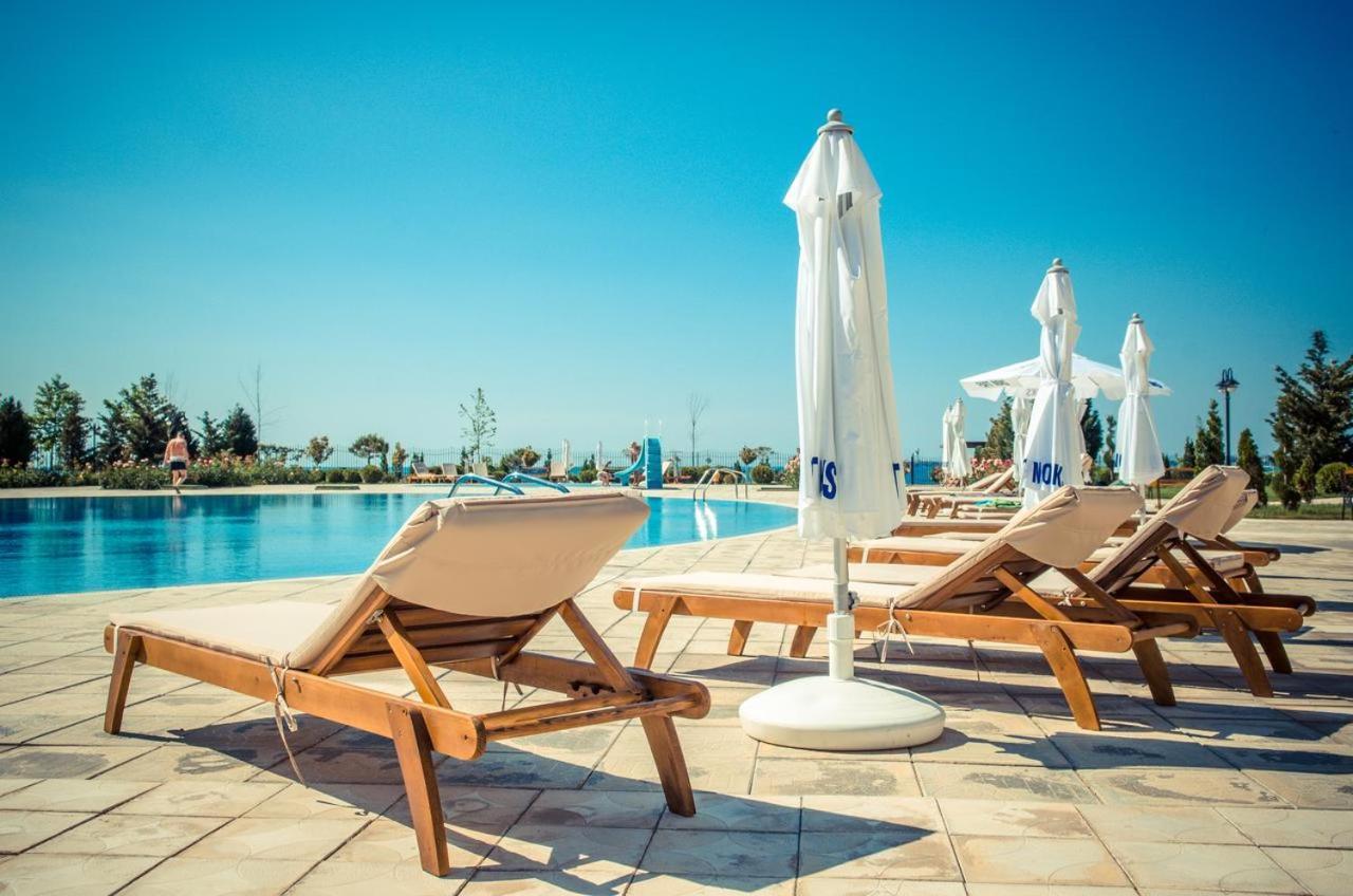 Prestige Fort Beach - Premium Apartments Sveti Vlas Exterior photo